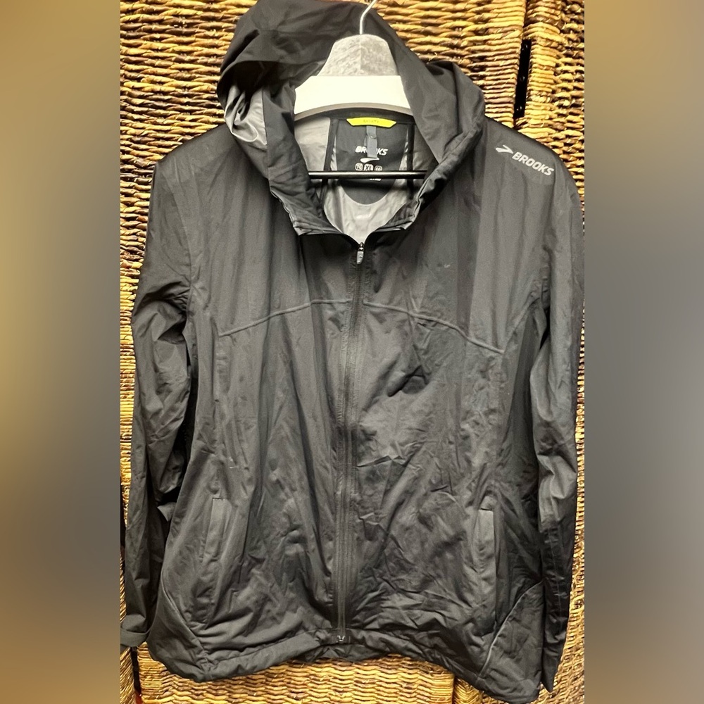 Brooks Black‎ Windbreaker Lightweight Jacket- Canopy XLarge